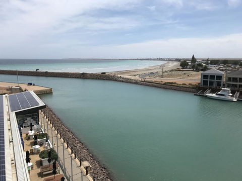 Ocean View Luxury Apartment & Suite - New South Wales Tourism  7