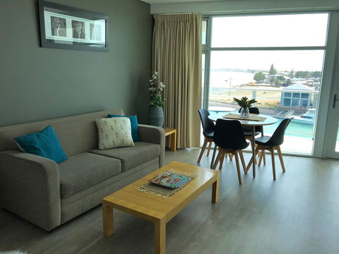 Ocean View Luxury Apartment & Suite - New South Wales Tourism  11