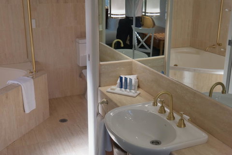 Pacific Bay Resort - New South Wales Tourism  1