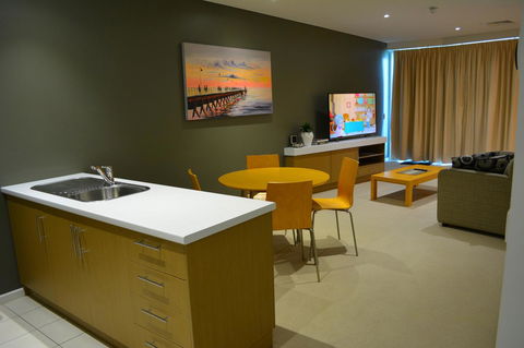 Wallaroo Marina Luxury Apartment - New South Wales Tourism  7