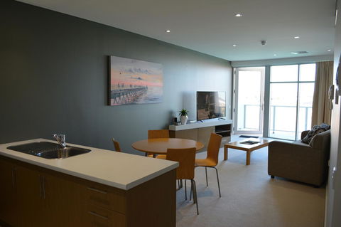 Wallaroo Marina Luxury Apartment - New South Wales Tourism  13