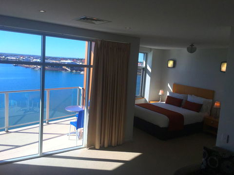 Wallaroo Marina Luxury Apartment - New South Wales Tourism  18