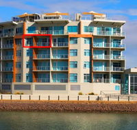 Wallaroo Marina Luxury Apartment - New South Wales Tourism 