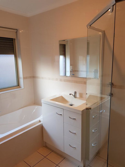 Frog Song At Willunga - New South Wales Tourism  5