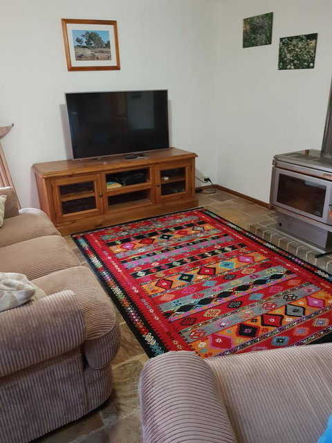 Frog Song At Willunga - New South Wales Tourism  11