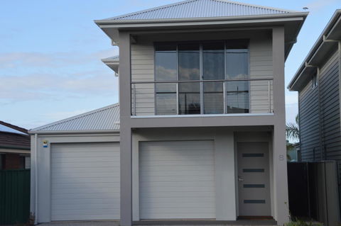 Eastern Breeze - New South Wales Tourism  5
