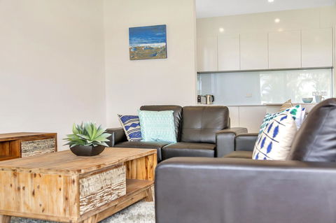 Eastern Breeze - New South Wales Tourism  28