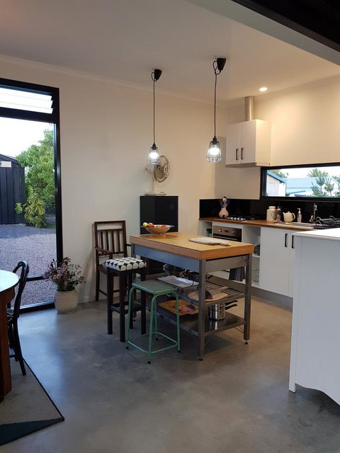 Sinclair Eco House - New South Wales Tourism  9