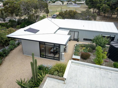 Sinclair Eco House - New South Wales Tourism  6