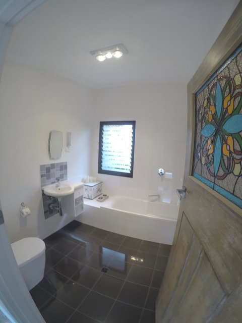 Sinclair Eco House - New South Wales Tourism  7