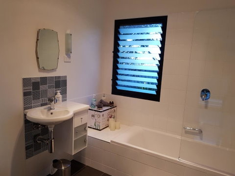 Sinclair Eco House - New South Wales Tourism  25