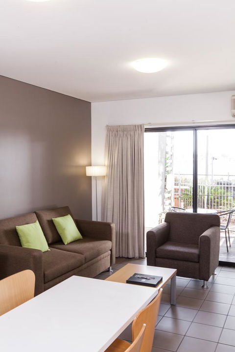 Majestic Oasis Apartments - New South Wales Tourism  17