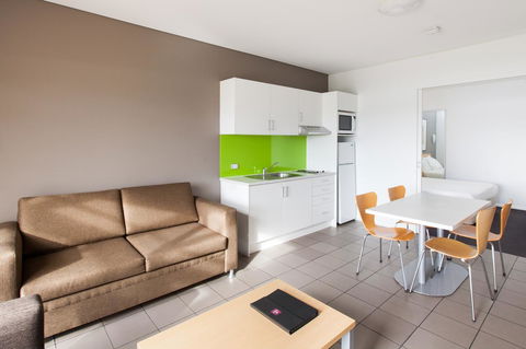 Majestic Oasis Apartments - New South Wales Tourism  21