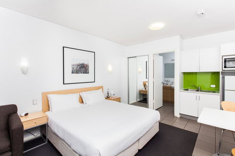 Majestic Oasis Apartments - New South Wales Tourism  29