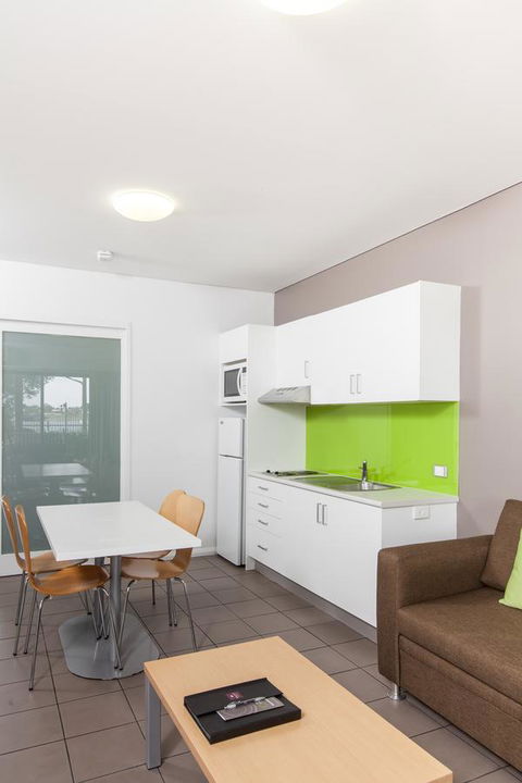 Majestic Oasis Apartments - New South Wales Tourism  16