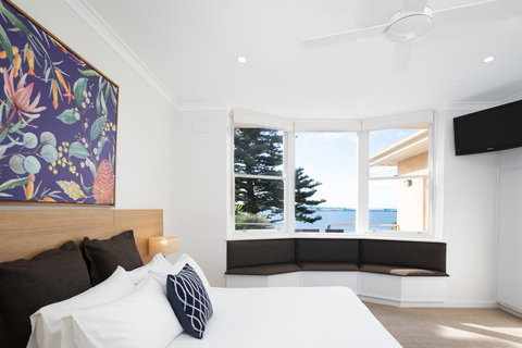 Bay 10 - Suites And Apartments - New South Wales Tourism  3