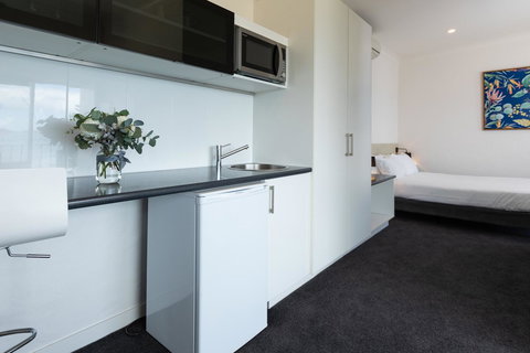 Bay 10 - Suites And Apartments - New South Wales Tourism  18