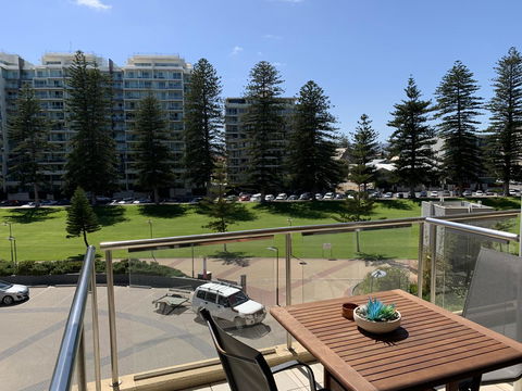 Luxury Beachside Accomodation - New South Wales Tourism  0