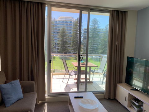 Luxury Beachside Accomodation - New South Wales Tourism  4