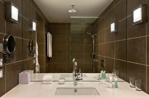 Hilton Adelaide - New South Wales Tourism  13