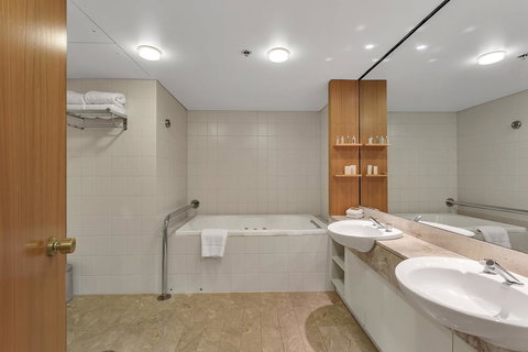 Stamford Plaza Adelaide - New South Wales Tourism  29