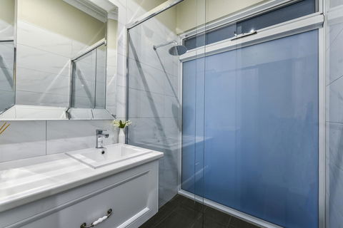 Aloha Central Luxury Apartments - New South Wales Tourism  18