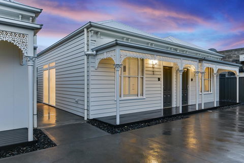Aloha Central Luxury Apartments - New South Wales Tourism  21