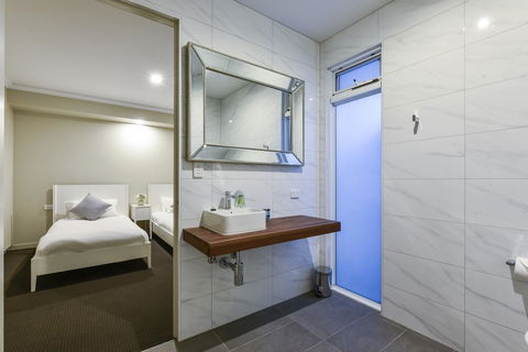 Aloha Central Luxury Apartments - New South Wales Tourism  26