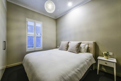 Aloha Central Luxury Apartments - New South Wales Tourism  4