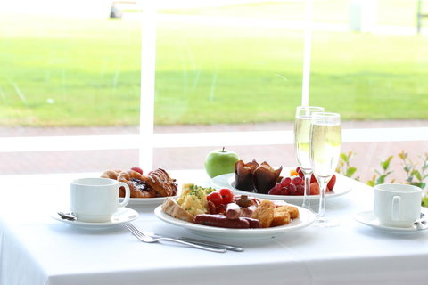 Stamford Grand Adelaide - New South Wales Tourism  8