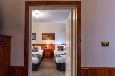 Astor Inn - New South Wales Tourism  12