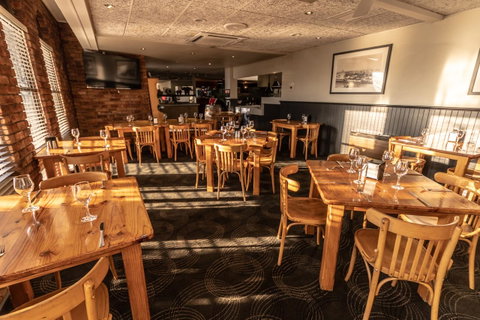 Astor Inn - New South Wales Tourism  25