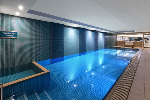 Oaks Glenelg Plaza Pier Suites - New South Wales Tourism  8