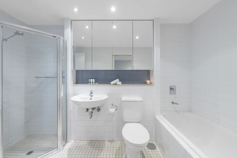 Oaks Glenelg Liberty Suites - New South Wales Tourism  32