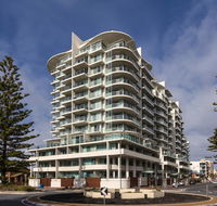Oaks Liberty Towers - New South Wales Tourism 