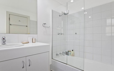 Glenelg Oasis Studios - New South Wales Tourism  11