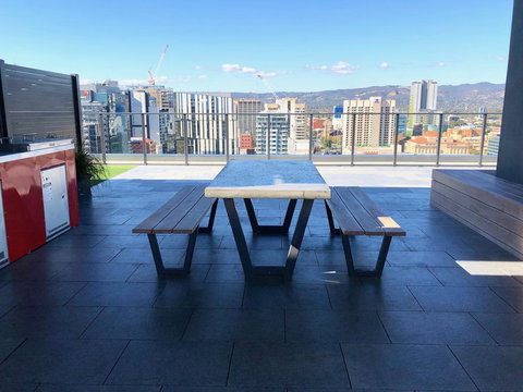 Central Escape @ Adelaide CBD - New South Wales Tourism  1