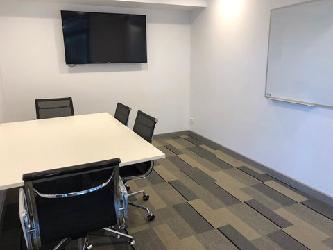 Central Escape @ Adelaide CBD - New South Wales Tourism  23