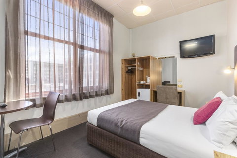 Adelaide Paringa - New South Wales Tourism  3