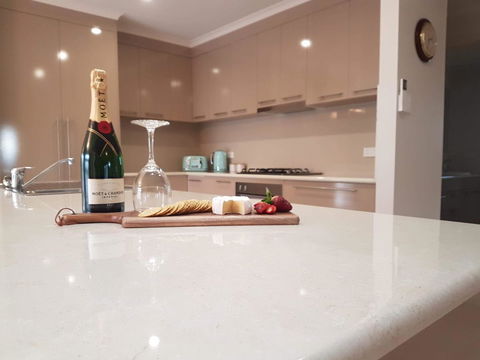 Little On Ash - New South Wales Tourism  10