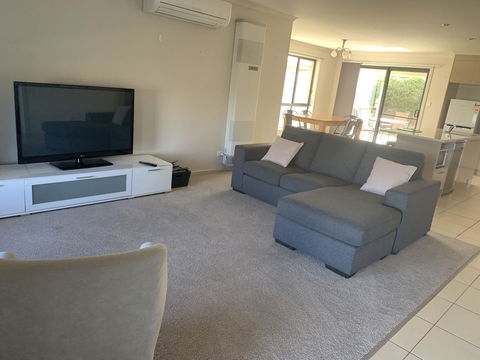 Little On Ash - New South Wales Tourism  6