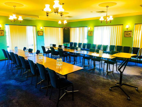 Cumberland Motor Inn - New South Wales Tourism  15