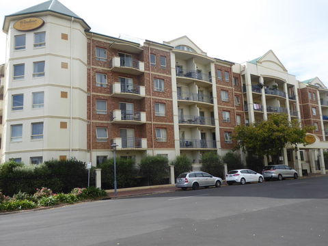 Adelaide City Apartment - 3br, 2bath & Carpark - New South Wales Tourism  0
