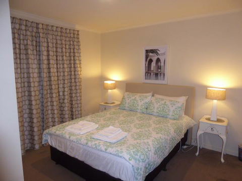Adelaide City Apartment - 3br, 2bath & Carpark - New South Wales Tourism  9