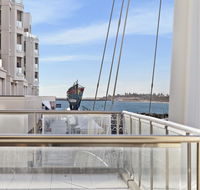Glenelg Seaside Apartment - New South Wales Tourism 