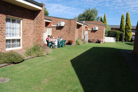 Arkana Motor Inn & Terrace Apartments - New South Wales Tourism  21