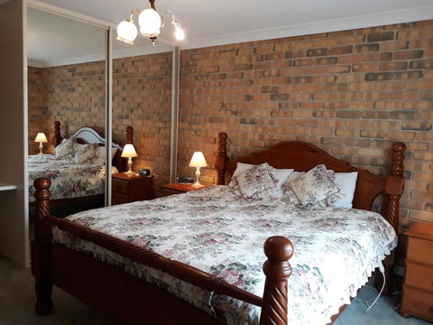Acacia Apartments - New South Wales Tourism  10