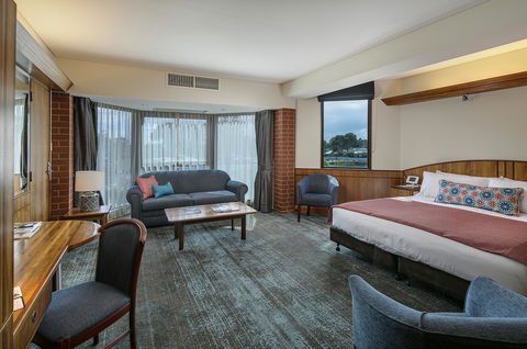 Arkaba Hotel - New South Wales Tourism  3