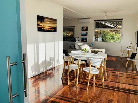 Sunrise On Falie Seaview Eco Accommodation - New South Wales Tourism  14