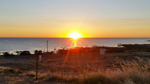 Wallaroo Sunset Home - New South Wales Tourism  15